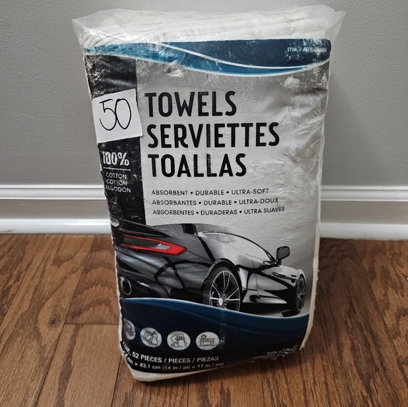 Unitex 100% Cotton Towel, White, 14 in x 17 in, 50-count - Picture 1 of 4